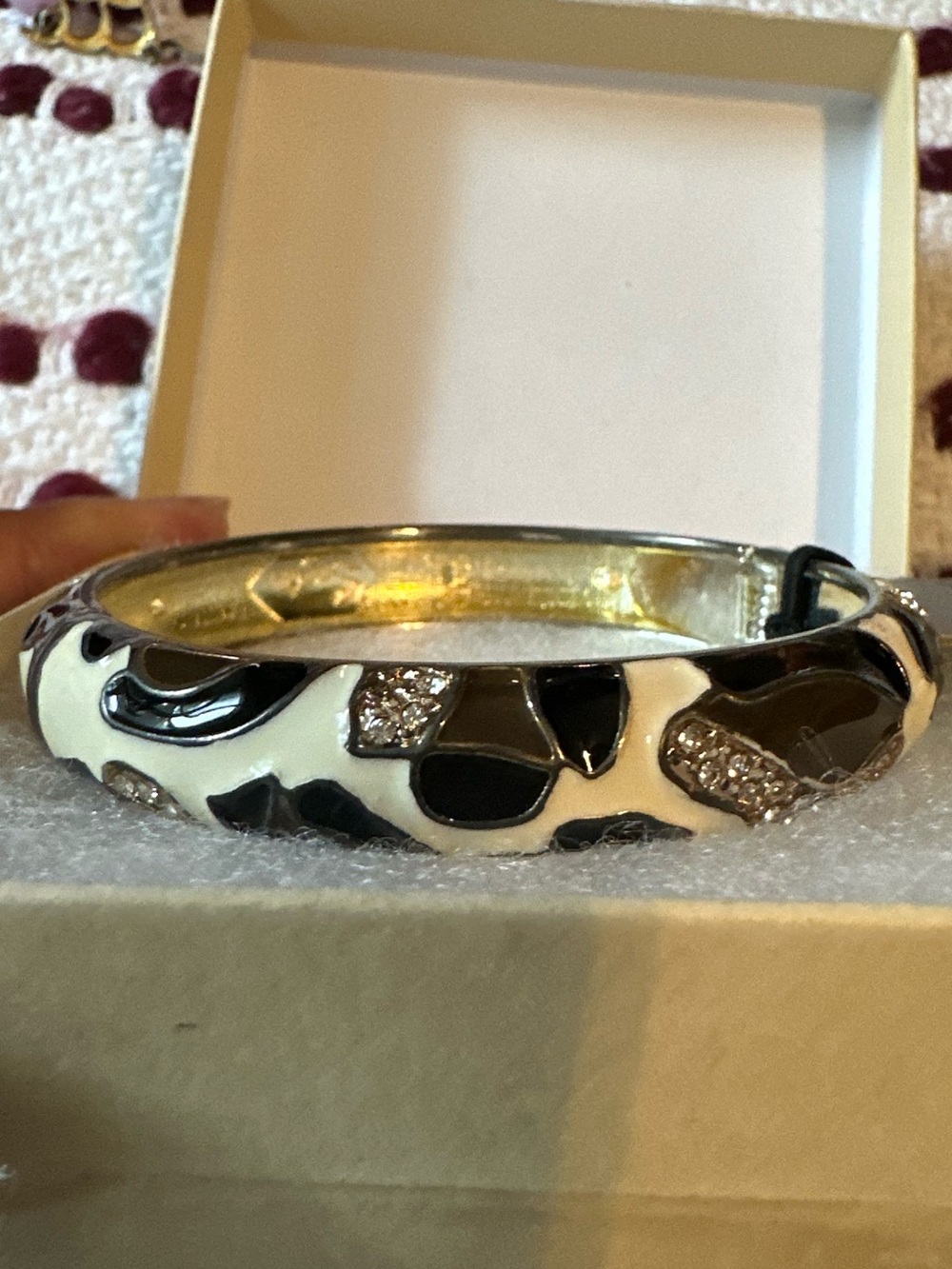 Black White beige chocolate Enamel hinge Bangle Bracelet Crystal paved Accents